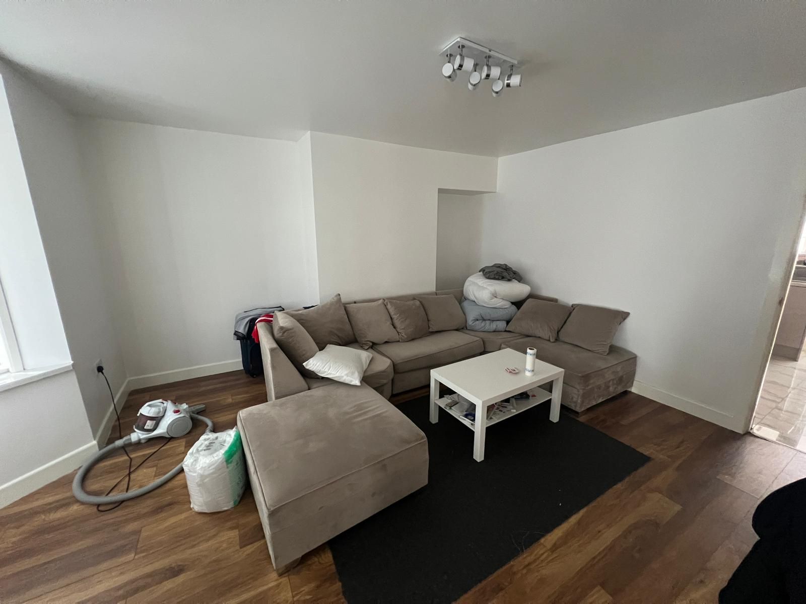 3 bedroom Terraced House for rent in West Bromwich