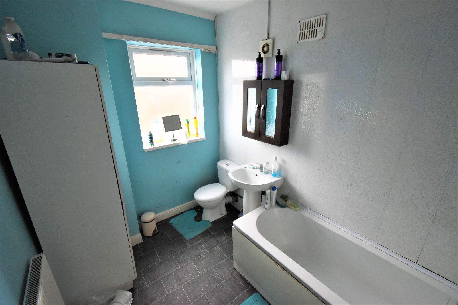 2 bedroom Terraced House for sale in Rowley Regis