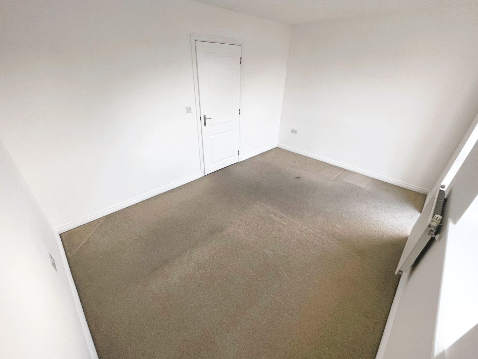 4 bedroom Townhouse for sale in West Bromwich