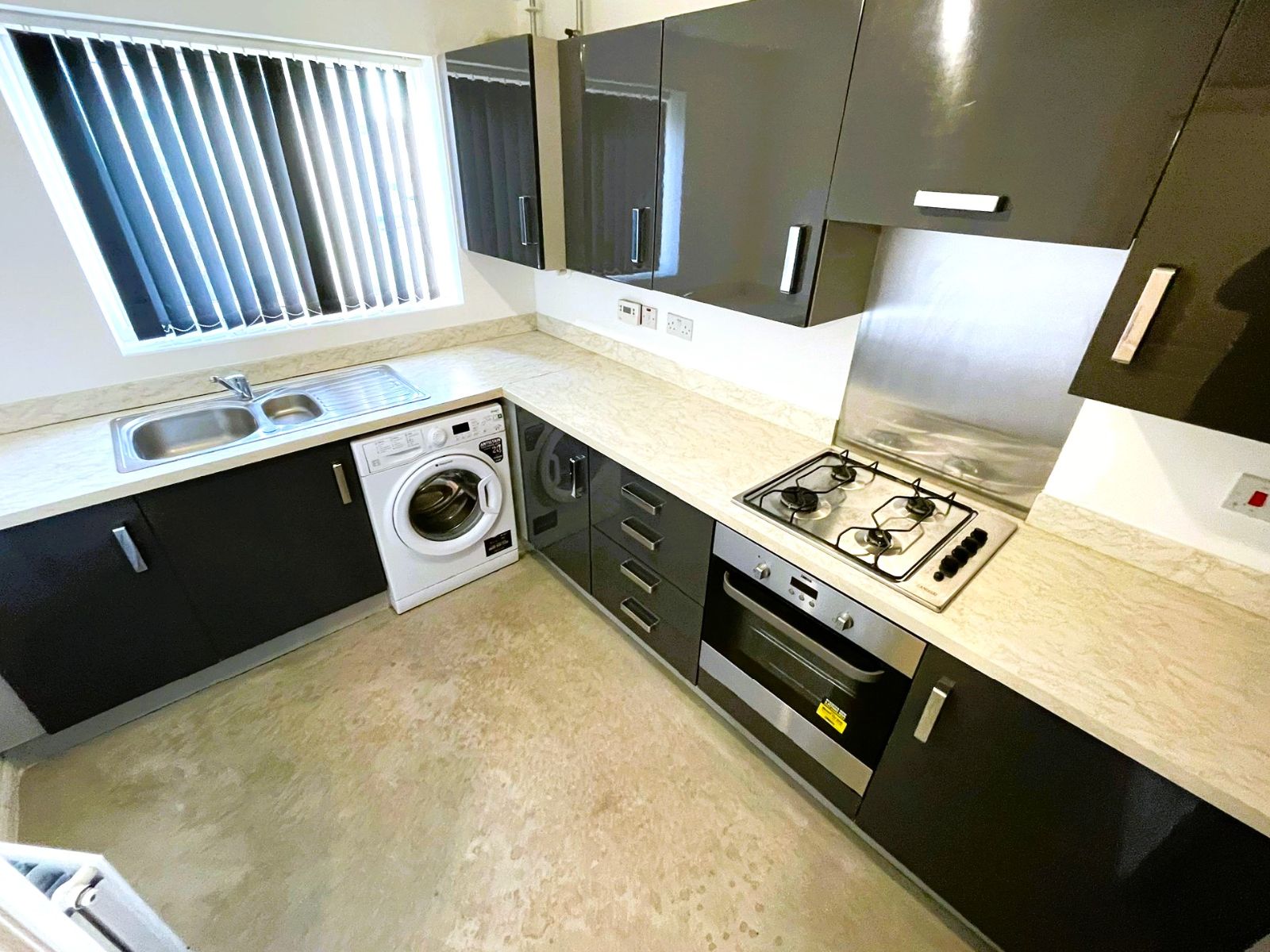 4 bedroom Townhouse for sale in West Bromwich