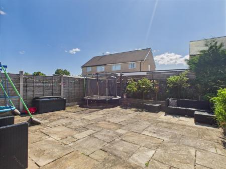 CAM03145G0-PR0370-STILL014.jpg