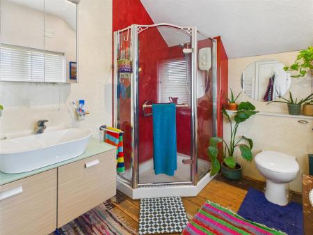 CAM03145G0-PR0391-STILL020.jpg