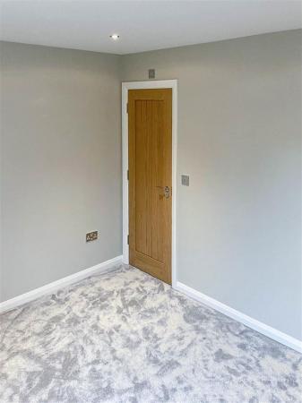 Example of a Saren Homes internal finish-1.jpg