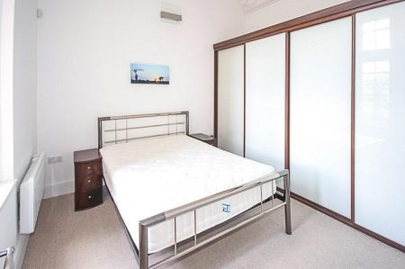 6 Kendall Court bedroom edited.jpg