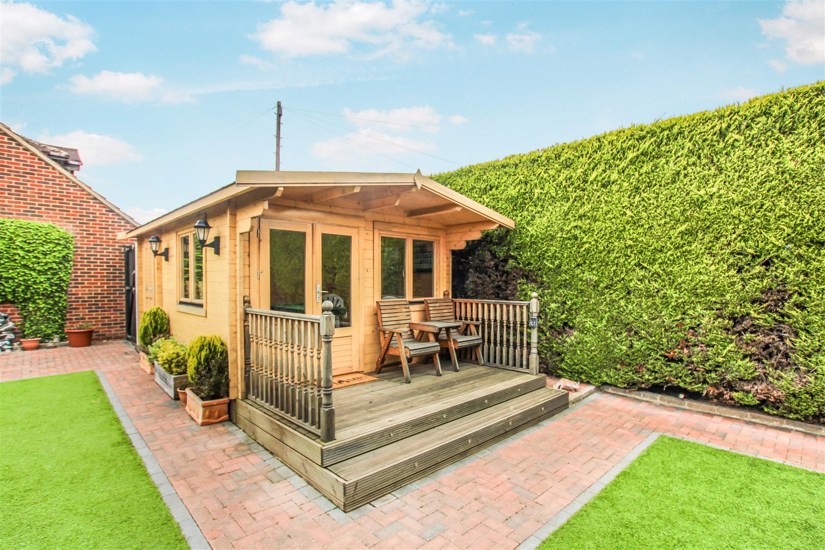 4 bedroom House for sale in Hornchurch