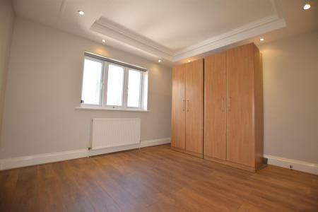 BEDROOM 1.JPG