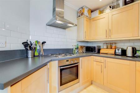 5_Kitchen-Reception-1.jpg