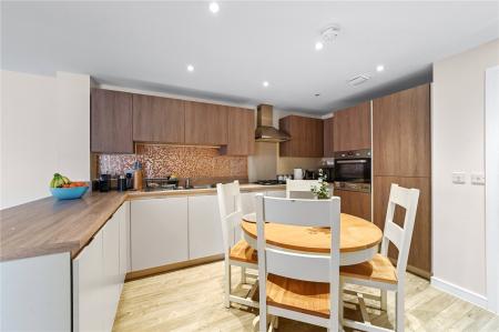 Kitchen/Dining Area