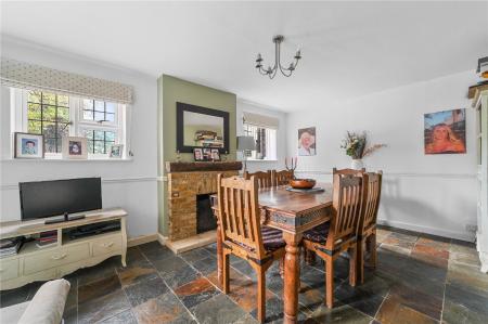 Sitting/Dining Room