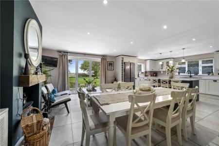 Kitchen/Family Room