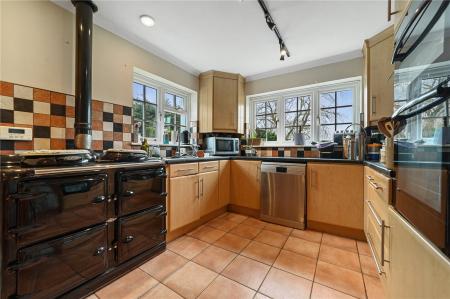 Kitchen/Breakfast Rm