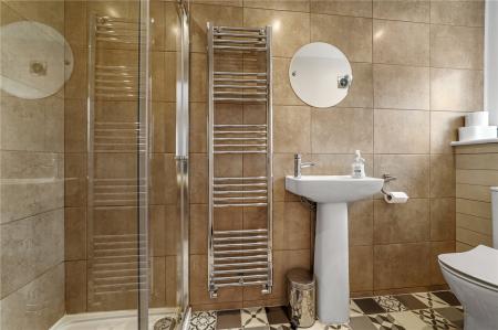 Ensuite