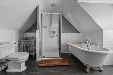 Principal Bathroom