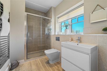Ensuite Bedroom Two