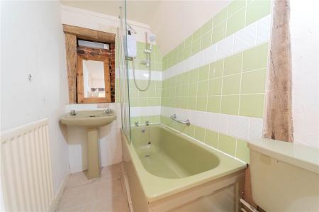 Cottage Bathroom