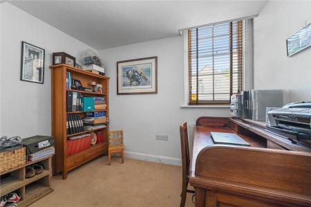Bedroom/Study