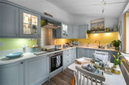 Annexe 2 Kitchen