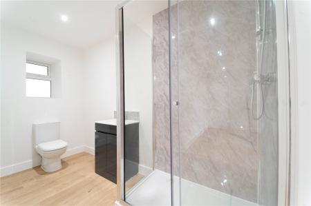 Shower Roomn