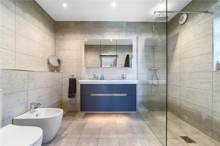 Principal Ensuite