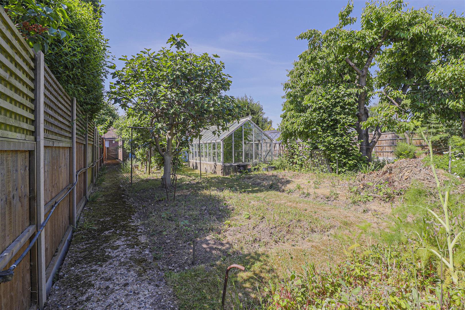 3 bedroom SemiDetached House for sale in Broxbourne