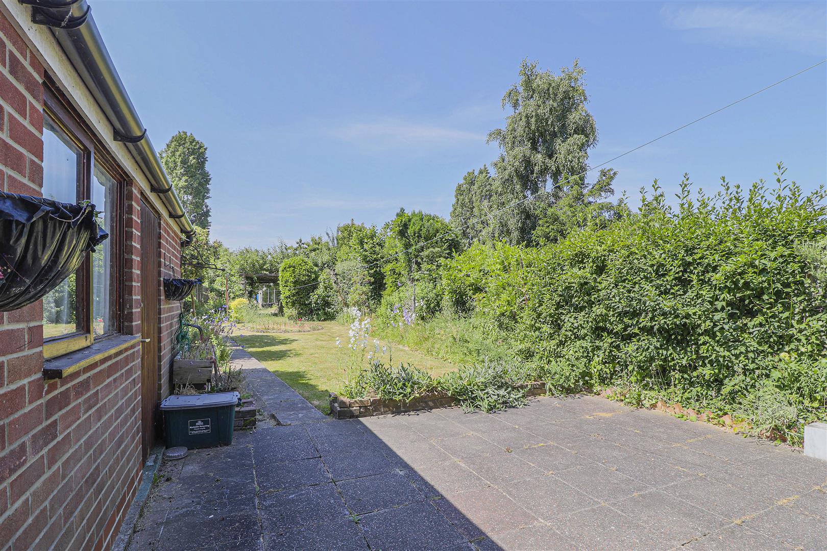 3 bedroom SemiDetached House for sale in Broxbourne