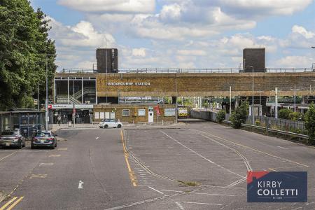 BROXBOURNE  STATION