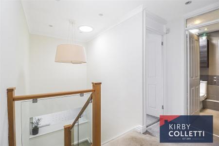 FIRST FLOOR LANDING