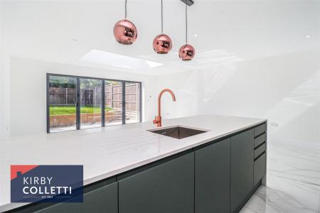 Kitchen/Family Room