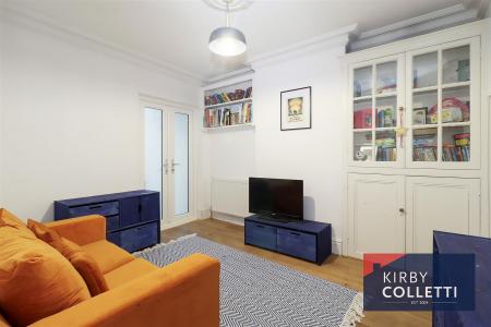 SITTING ROOM