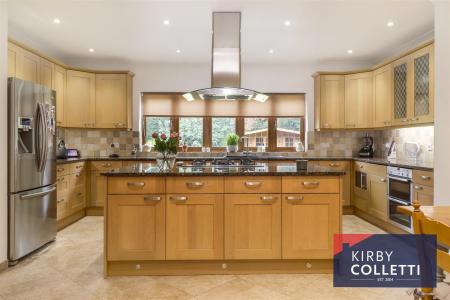 KITCHEN/DINER