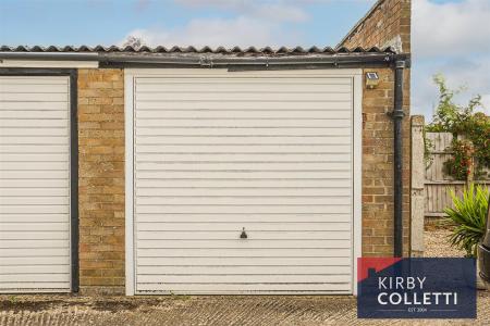 GARAGE EN BLOCK