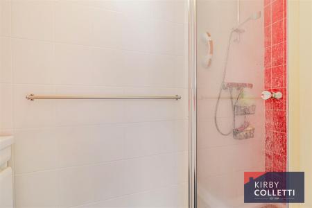 En suite shower room