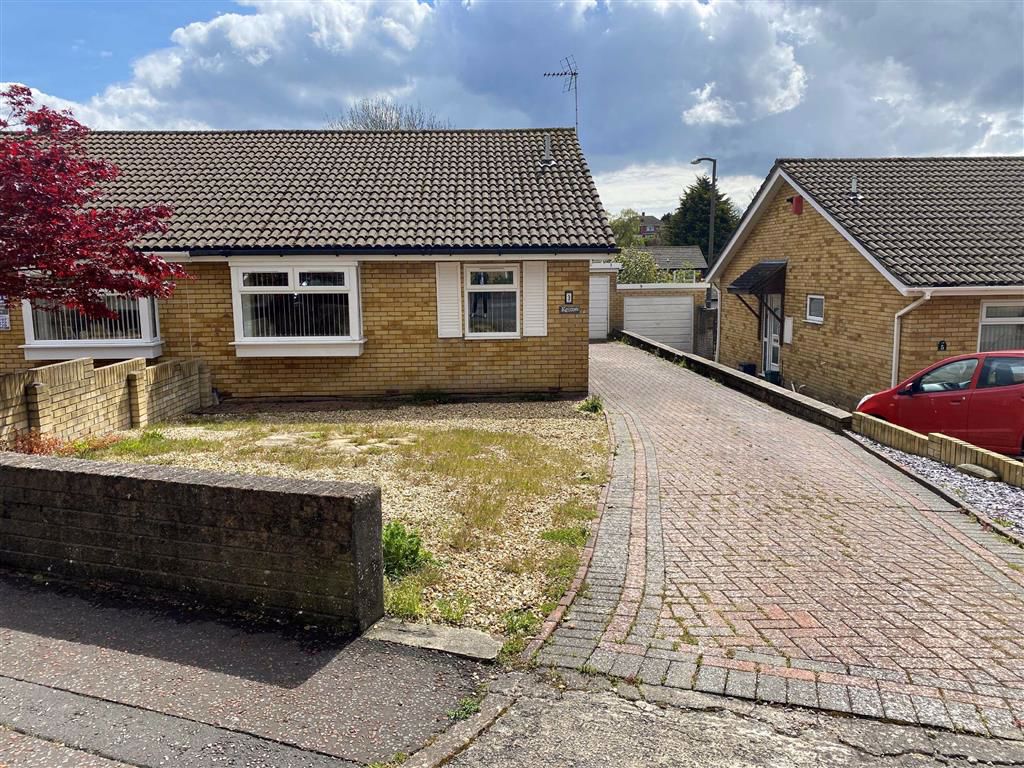 2 bedroom Detached Bungalow for sale in Barry
