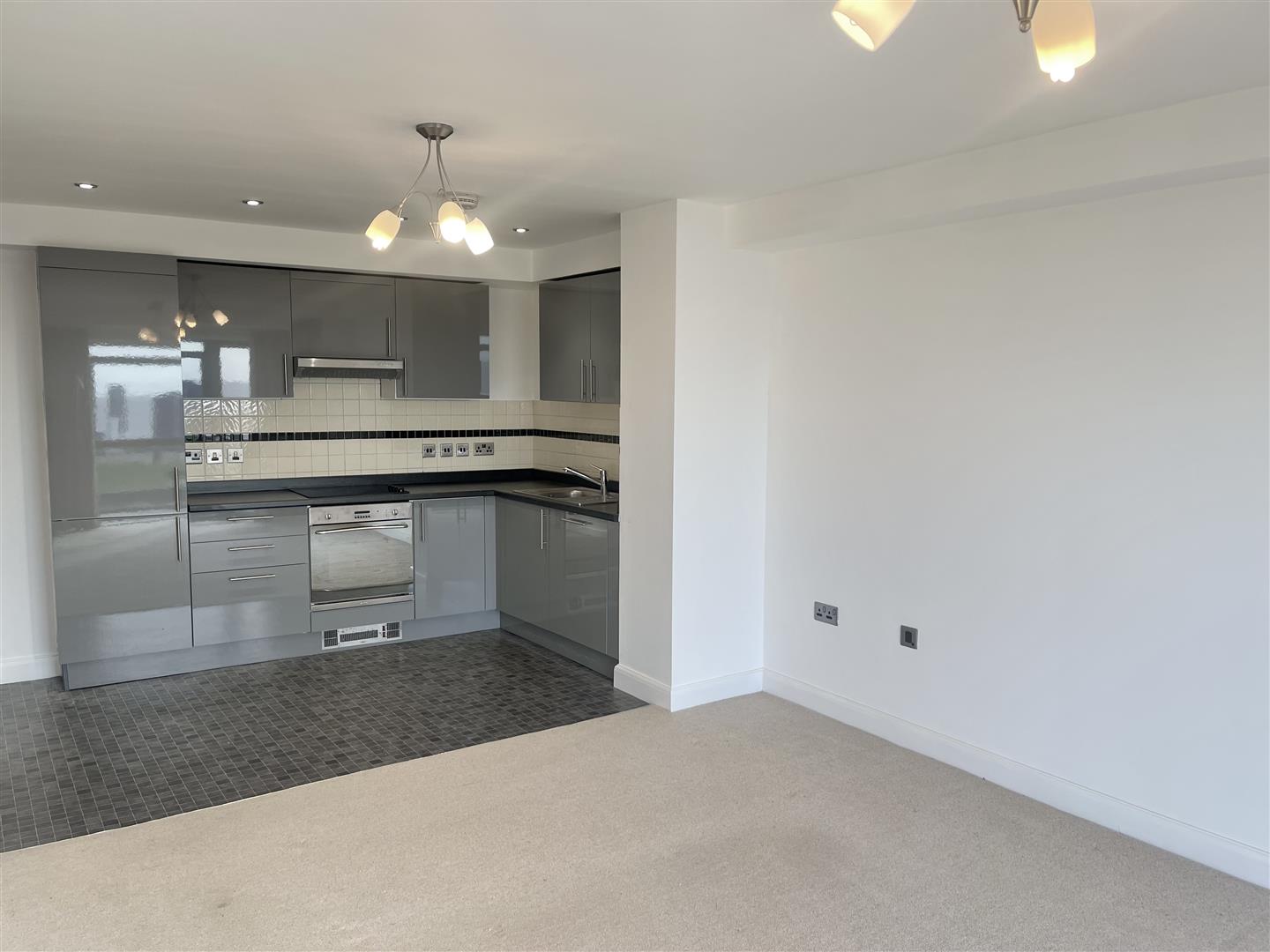 3 bedroom Apartment for sale in Barry