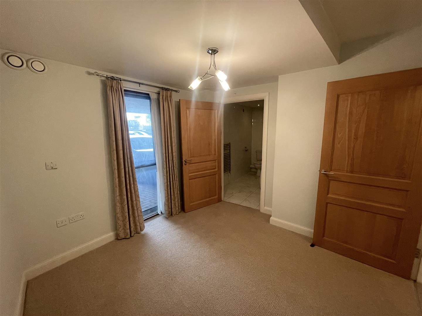 3 bedroom Apartment for sale in Barry