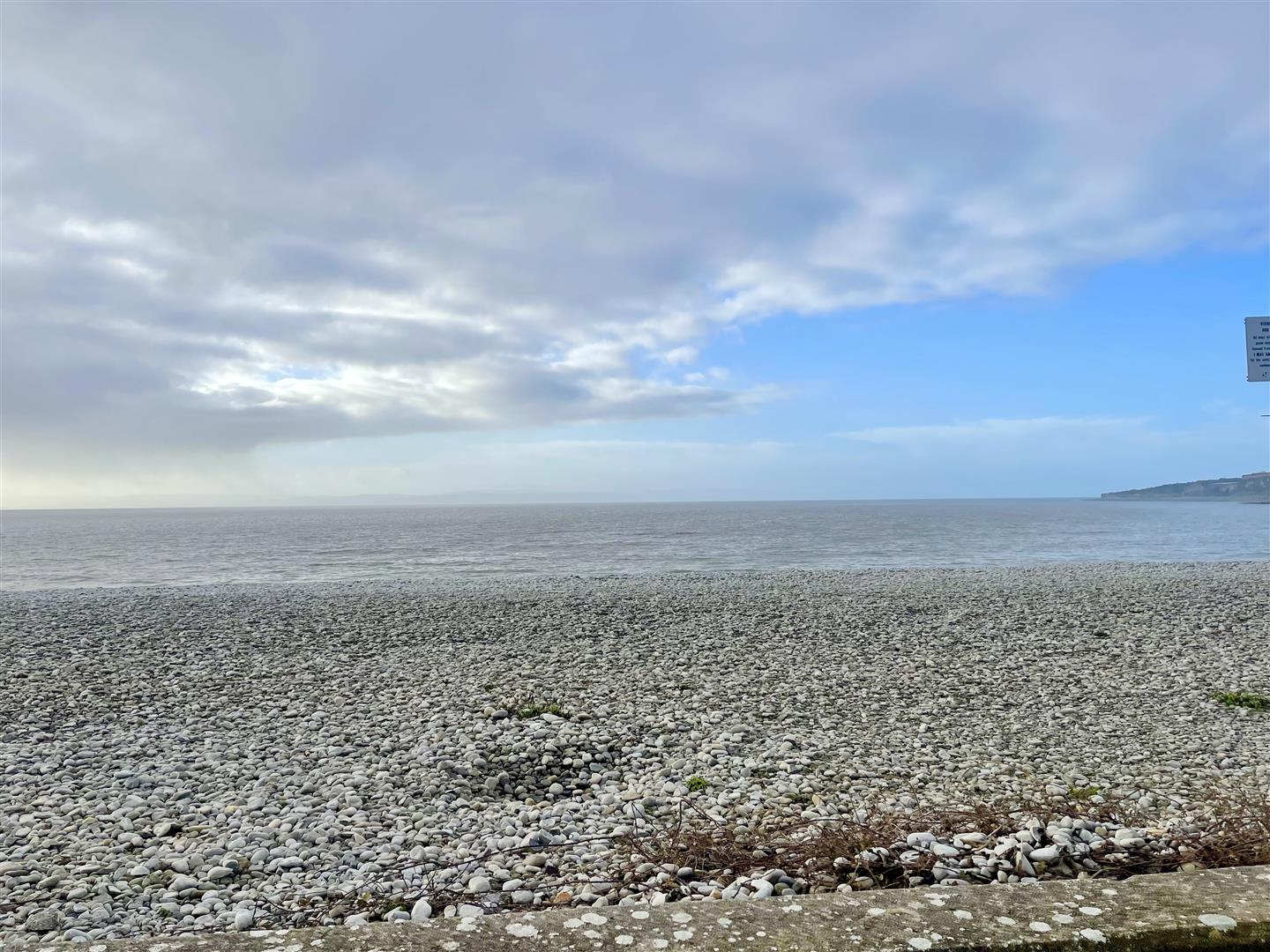 3 bedroom Apartment for sale in Barry