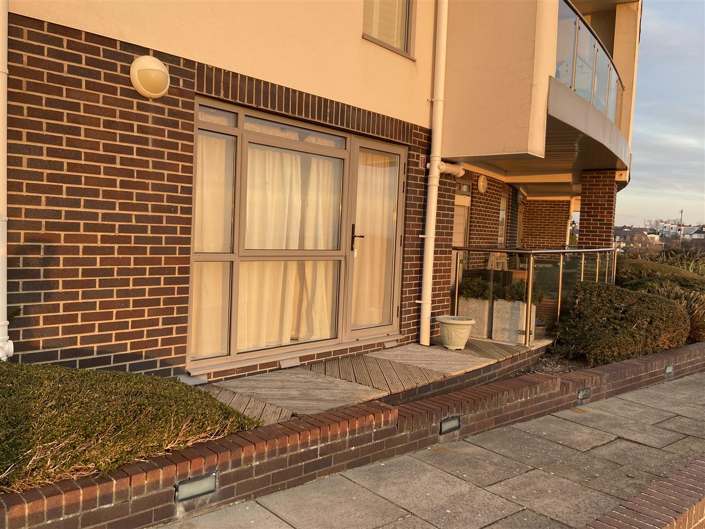 3 bedroom Apartment for sale in Barry