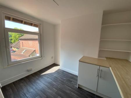 40a Station Road - kitchen 2.jpg