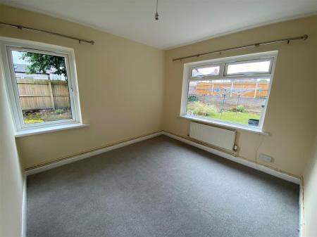 3 Maplewood Court - bedroom two.jpg