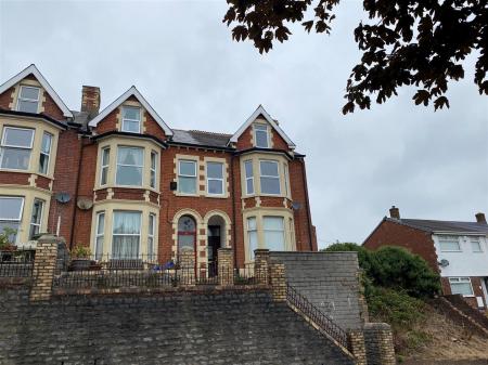 309FF Holton Road - front.jpg