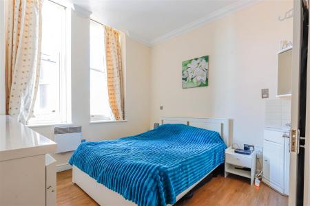 Windsor Court_.jpg