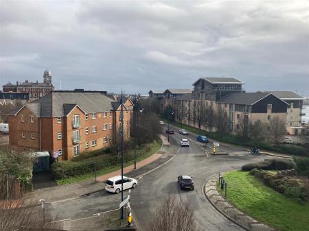 24 Ty Capstan - view 2.jpg