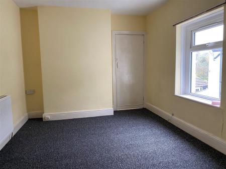 40 Newlands - FF second reception rooms.jpg