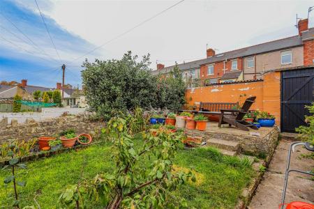 Maes Y Cwm Street_-16.jpg