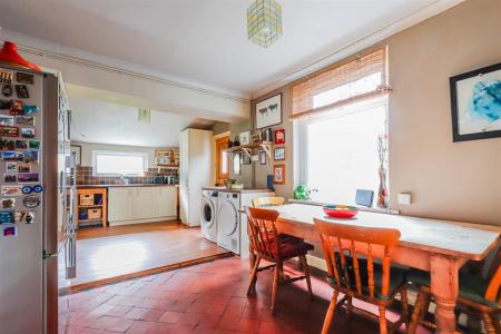 Maes Y Cwm Street_-9.jpg