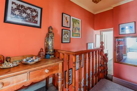 Maes Y Cwm Street_-5.jpg