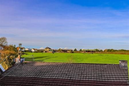 Roberts Close -28.jpg