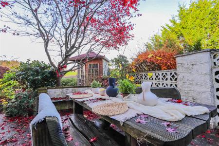 Roberts Close -25.jpg