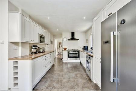Kitchen / Diner