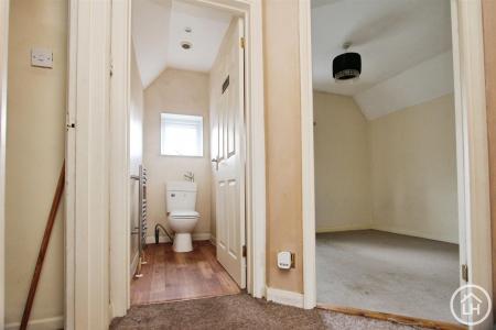 Upstairs Landing & W/C